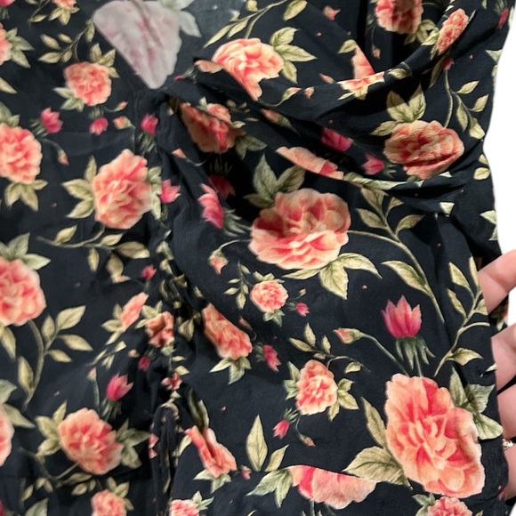 Zara Black & Pink Floral Blouse - Size Extra Large (NWOT) - Picture 3 of 5